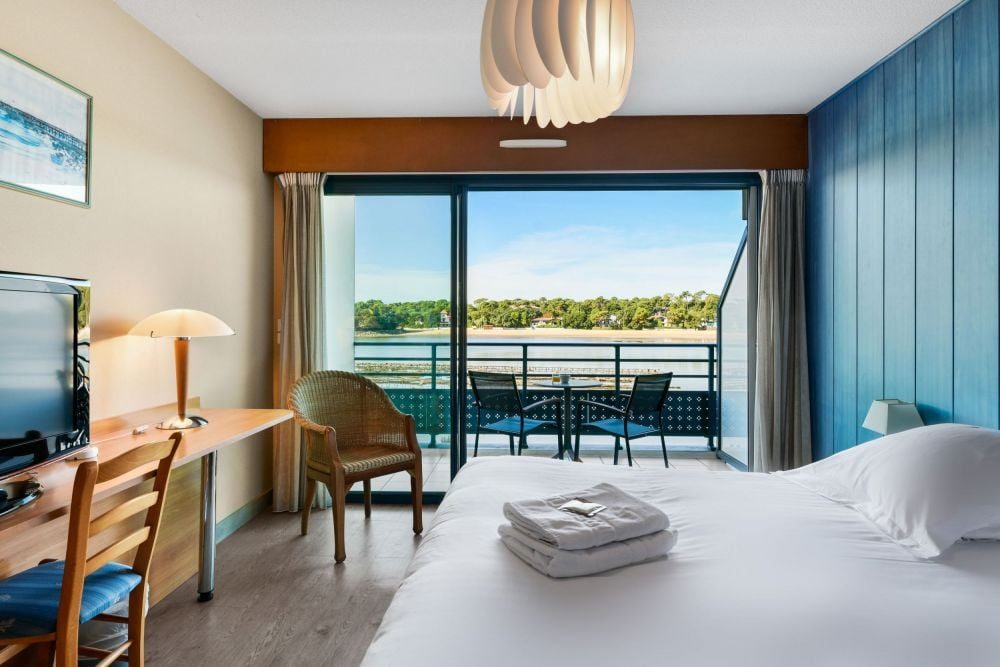 Chambre double côté lac